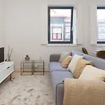 Guestready - Cosy And Modern Apartment 4Mins From Metro