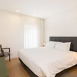 Modern 2-Bedroom Apartment in Cedofeita