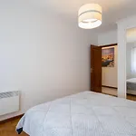 Bright&Modern 2BR Flat in Vila Nova de Gaia