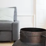 Guestready - A Modern Haven In The City