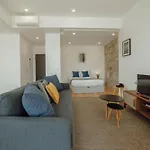 Courtyard Oporto Design Apartments By Vacationy
