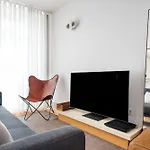 Stylish Apartment In City Center