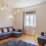 Feel Porto Downtown Apartments & Studios