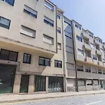 3 Bedroom Apartment City Center
