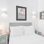 Oporto Street Fonte Taurina - Riverfront Suites (Adults Only)