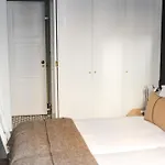Mo House