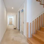 Host Wise - Modern Urban Flat