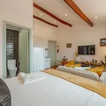 Downtown Suites By Vacationy