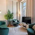 Lovelystay