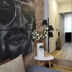 The Gallery Studios II