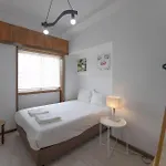 Flh Porto Spacious Apartment With Balcony