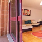 Cozy Arca D\'Agua Apartment By Unique Hosts