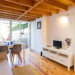 City Center Duplex W Patio By Lovelystay