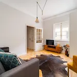 Nomad\'S By Sta Catarina Flats - 3Bed Porto