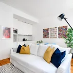 Spacious Duplex In Porto\'S Downtown • A/C