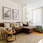 Oporto Golden View Vitoria