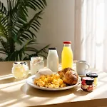Feel Porto Downtown Apartments & Studios