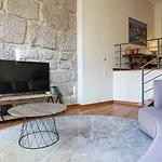 Mouzinho\'S Place By Lovelystay