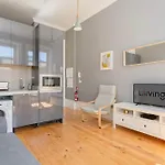 Liiiving In Porto - Silver Light Apartment