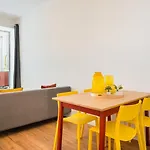 Guestready - Peaceful Home With A Private Backyard