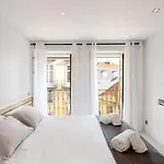 Cozy Studio City Center