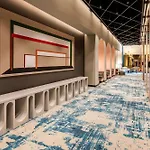 Renaissance Porto Lapa Hotel