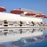Renaissance Porto Lapa Hotel