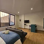 Bonsai Apartment 6