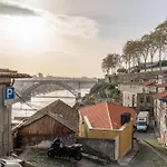 Host Wise - Bright And Cozy House With Dom Luis Bridge View