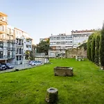 Porto Cozy And Design Apartment In Porto Center