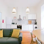 Charming Historic 31 Janeiro Street
