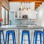 Charming 2Br W Terrace & Garden