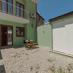 Modern Villa By Hosty