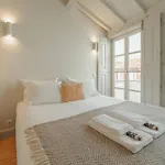 Deluxe Duplex By Hosty