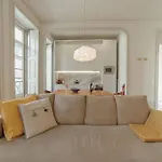 Deluxe Duplex By Hosty