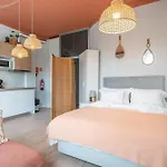 Marques Studio By Amber Star Rent