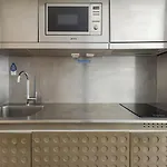 Cozzy Apartment At Praca Dos Loios