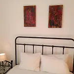Comfortable Central 2 Bedrooms Apartments By Great&Cosy
