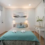 Hostwise - Charming Bright House W/ Garden