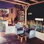 Modern Apartment Porto 100M² + Lake View