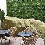 Apartment With Balcony In The Center Of Porto