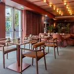 Cenica Porto Hotel, Curio Collection By Hilton
