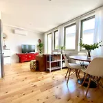 Sky Is The Limit With Ac And Balcony