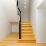 Modern Apt With Private Balcony In The City Center