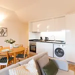 Boavista Bright Studio W Ac By Lovelystay