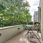 Avus M Suites And Apartments By Da\'Home