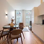 Ando Living - Flores House