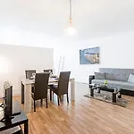 Coliseu Downtown Loft