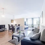 Coliseu Downtown Loft