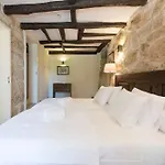Casa Da Muralha